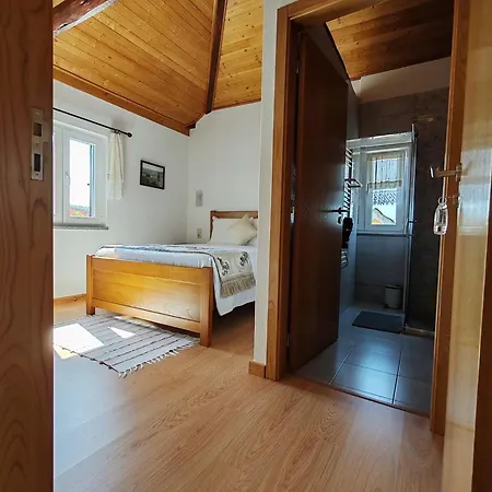 Quintinha Dos Emigrantes Casa de Campo Cujo