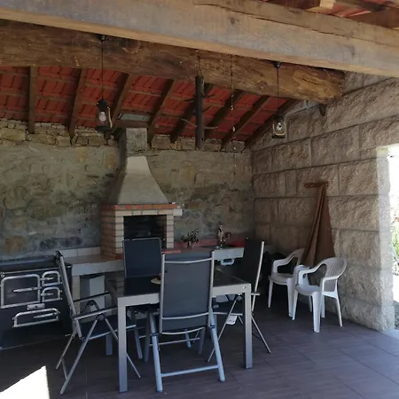 Quintinha Dos Emigrantes * Cujo