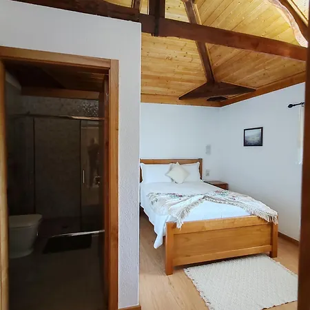 Quintinha Dos Emigrantes Εξοχικό σπίτι *