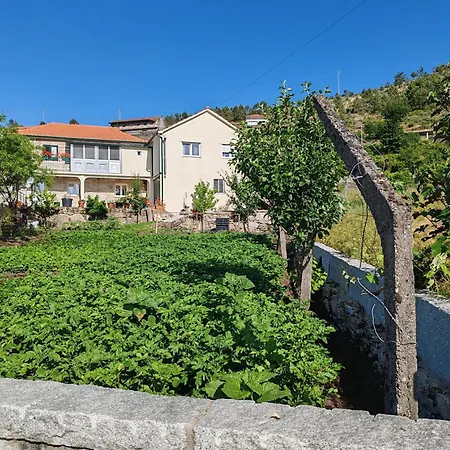 Quintinha Dos Emigrantes Εξοχικό σπίτι *