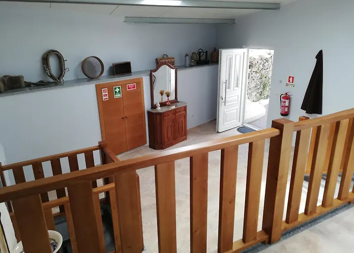 Quintinha Dos Emigrantes Cujo