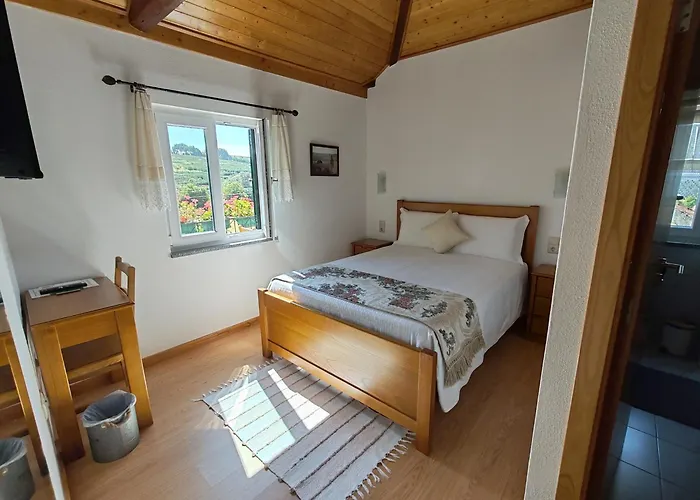 Quintinha Dos Emigrantes Летний дом Cujo