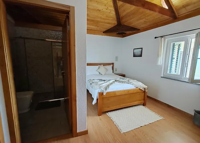 Летний дом Quintinha Dos Emigrantes Cujo